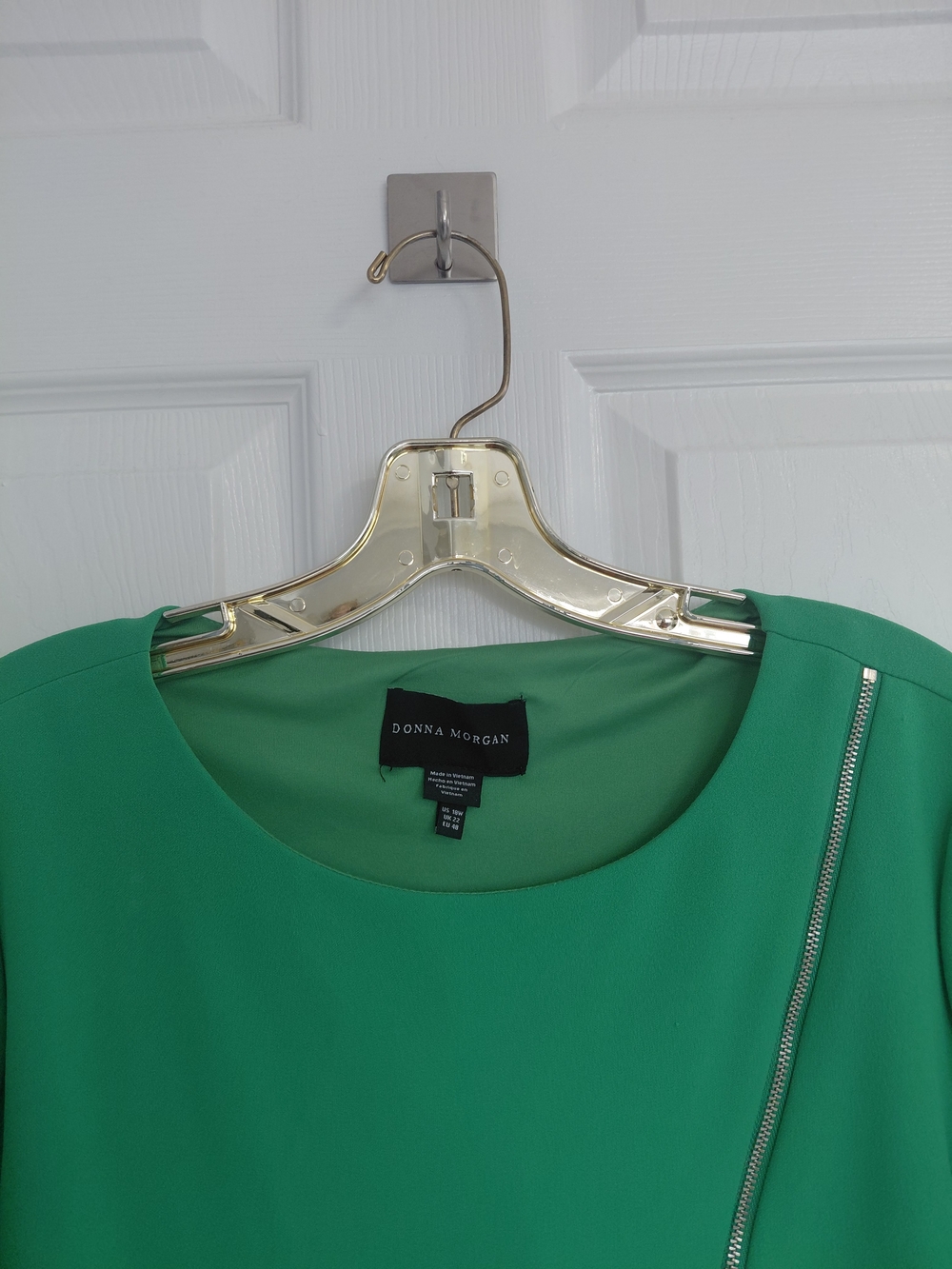 Donna Morgan Emerald Green Long-Sleeve Crewneck Dress with Asymmetrical Zipper